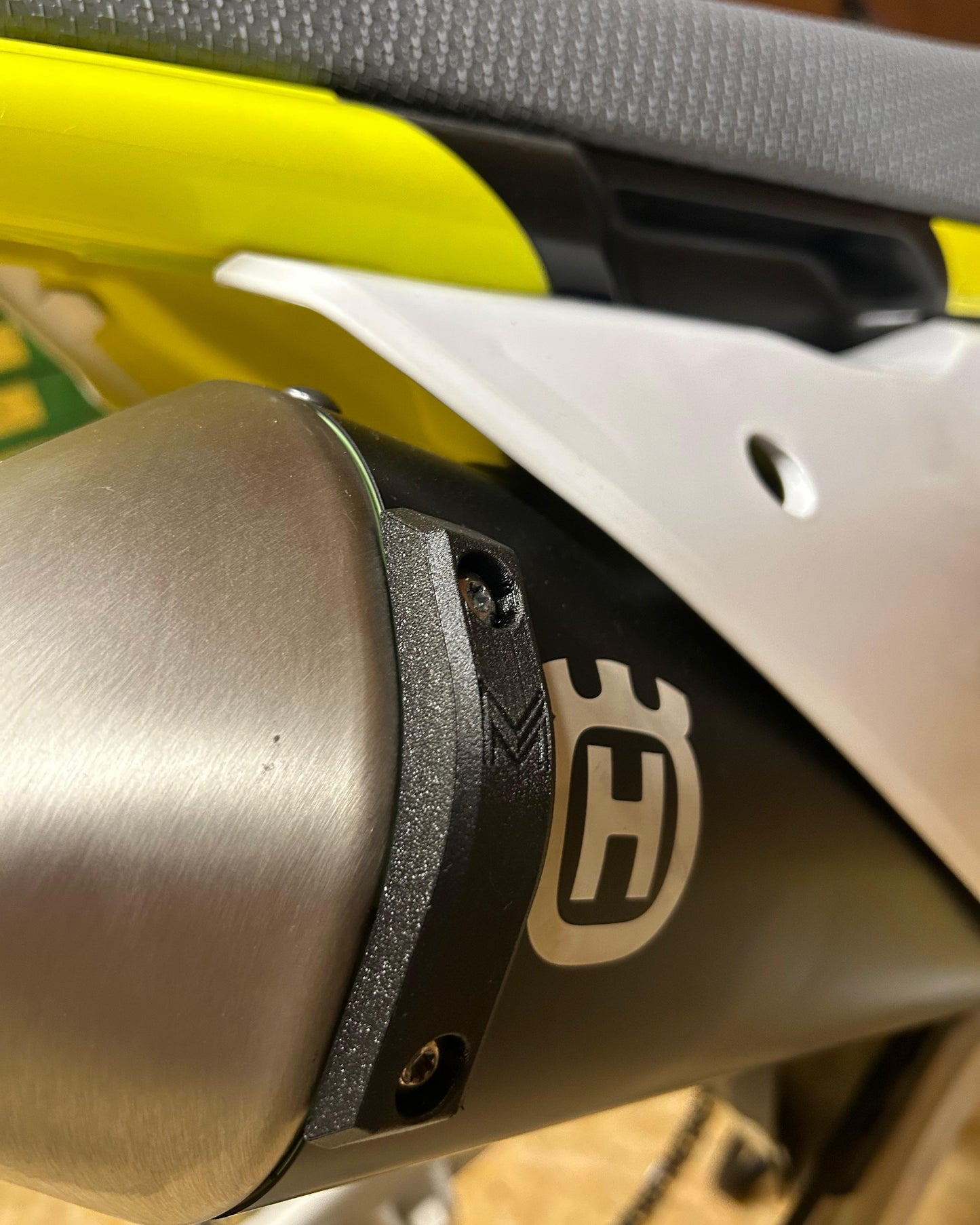 KTM / Husqvarna Auspuffschleifer für OEM-Auspuffanlagen
